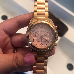 Michael Kors rose gold watch
